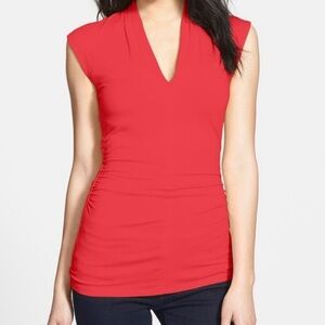 Vince Camuto Sunrise Sleeveless V-neck Top in Pomegranates XS